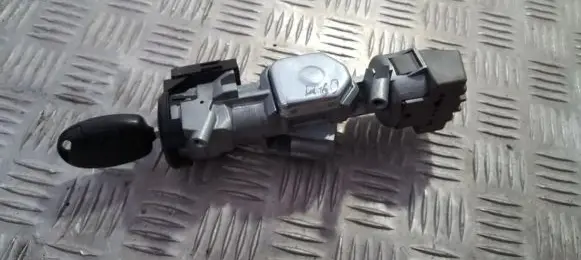 Ford Focus Ignition lock 3m513f880ad 3m51-3f880-ad