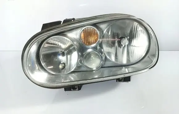 Volkswagen Golf IV Headlight/headlamp