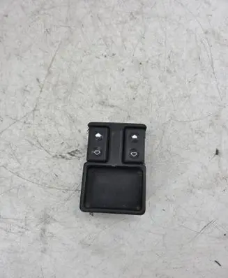 BMW 5 E34 Electric window control switch 1374491
