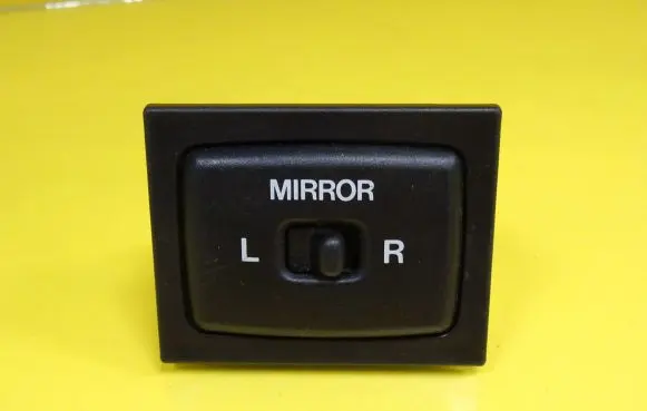 Suzuki Swift Cultus Wing mirror switch