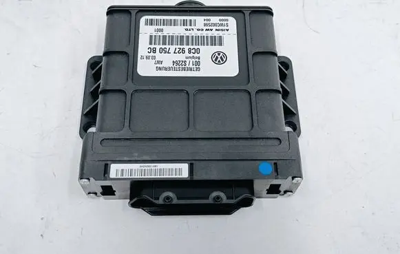 Volkswagen Touareg II Gearbox control unit/module 0C8927750BC