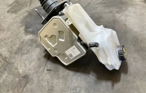 Land Rover Evoque II ABS Pump L8D22D522AK 0265022277