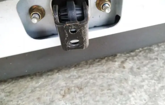 Ford Focus Rear door check strap stopper