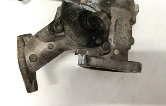 Volkswagen Polo IV 9N3 EGR valve 03g129637a