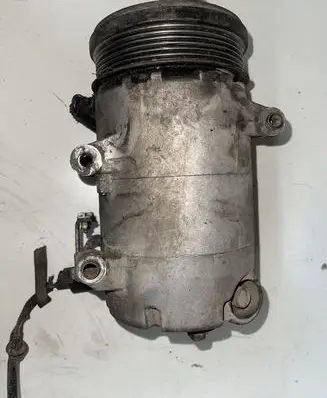 Ford C-MAX I Air conditioning (A/C) compressor (pump) 1405865