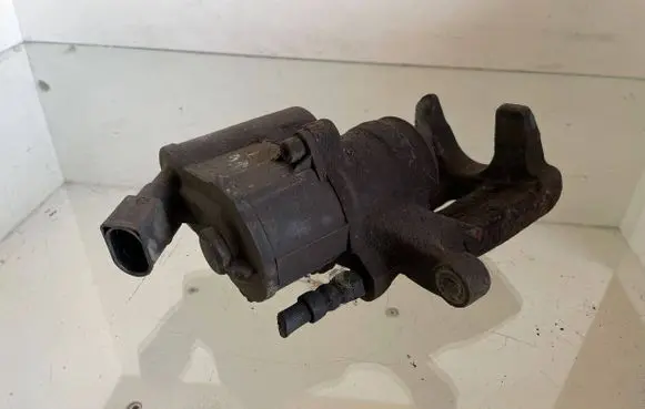 Audi A6 S6 C6 4F Rear brake caliper