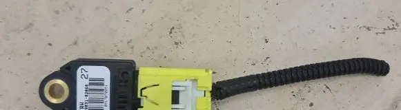 Toyota Auris 150 Airbag deployment crash/impact sensor