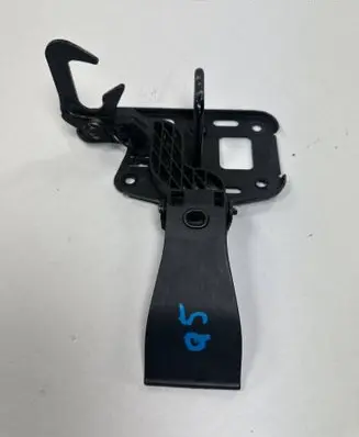 Audi Q5 SQ5 Engine bonnet/hood lock/latch loop/hook 8R0823480A