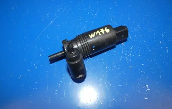 Mercedes-Benz A W176 Windscreen/windshield washer pump