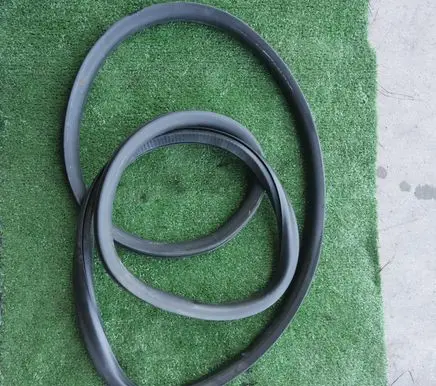 Seat Ibiza IV (6J,6P) Front door rubber seal 6J4867365