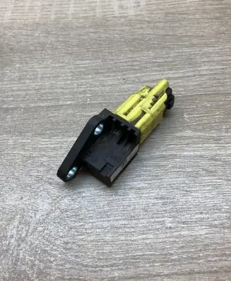 Volkswagen PASSAT B6 Airbag deployment crash/impact sensor 3C0909606B
