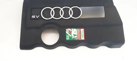 Audi A4 S4 B5 8D Engine cover (trim) 058103724C