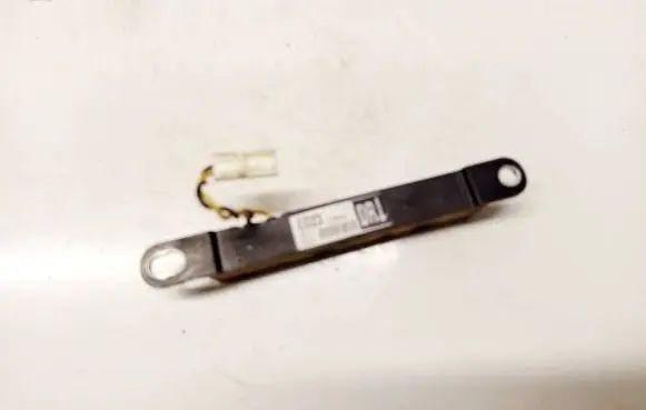 Mazda CX-7 Antenna control unit EG23676N1A
