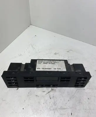 BMW 5 E39 Climate control unit 8375453 00482881 900250410000