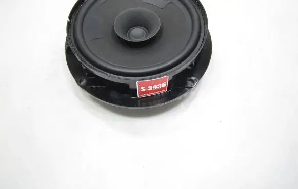 Volkswagen Caddy Front door speaker 7E0035710B