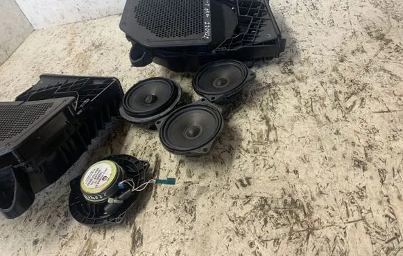 BMW 1 E81 E87 Audio system kit 18820010