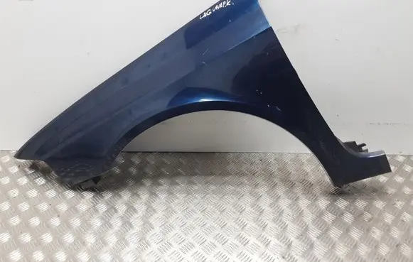 Renault Laguna II Fender