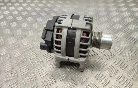 Volkswagen Taigo Generator/alternator 05E903027B