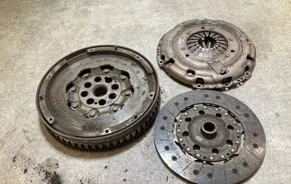Renault Trafic III (X82) Clutch set kit 123107183R