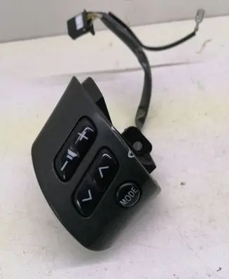 Toyota Corolla E120 E130 Steering wheel buttons/switches R46