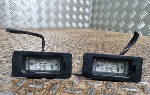 BMW 5 G30 G31 Number plate light 7410302