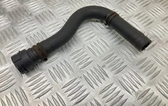 Audi A3 S3 8V Engine coolant pipe/hose 3B0122291B