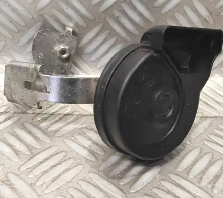 Audi A3 S3 8V Horn signal 8V0951230 8V0951210