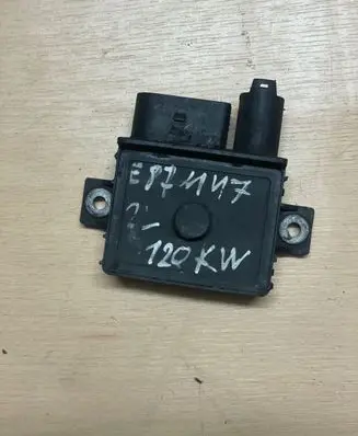 BMW 1 E81 E87 Glow plug pre-heat relay GDA1S19CU3