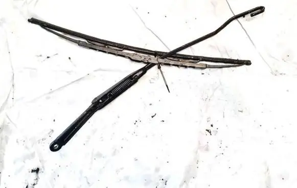 Opel Astra G Front wiper blade arm 90559553