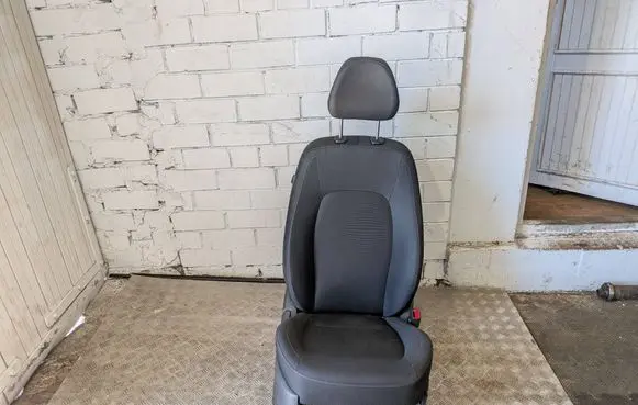 Hyundai i10 Front passenger seat