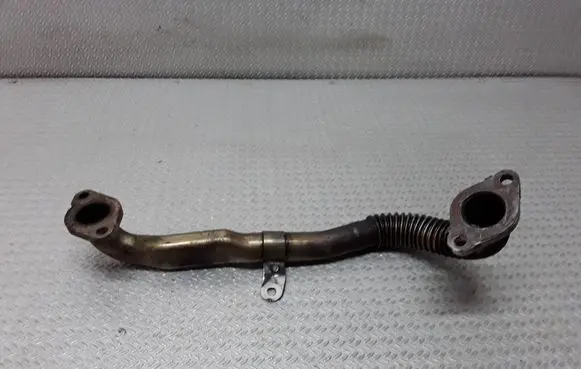 Opel Vivaro EGR valve line/pipe/hose