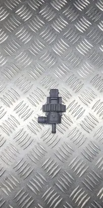 BMW 5 E60 E61 Vacuum valve 1433602 7096871