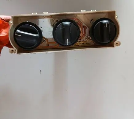 Opel Vectra B Climate control unit 86323