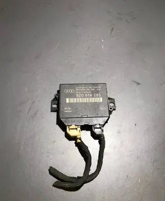 Audi A3 S3 8P Parking PDC control unit/module 8Z0919283 H02S008C86 601720