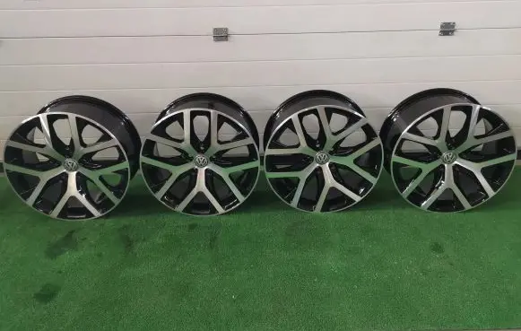 Volkswagen Polo VI R17 alloy rim 6C0601025E
