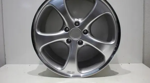 Porsche Macan (95B) R21 alloy rim 