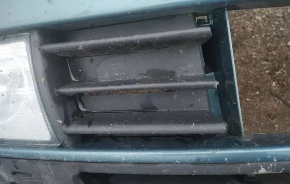 Skoda Octavia Mk2 (1Z) Front bumper lower grill