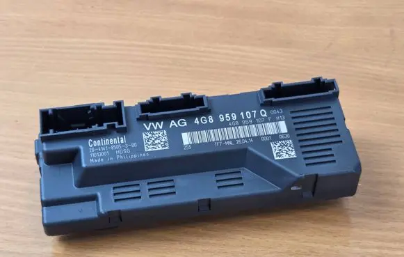 Audi A7 S7 4G Tailgate/trunk control unit/module 4G8959107Q 4G8959107F
