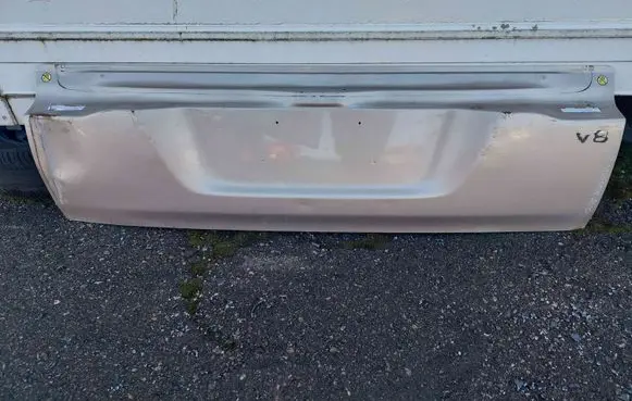 Toyota Land Cruiser (J200) Tailgate/trunk/boot lid