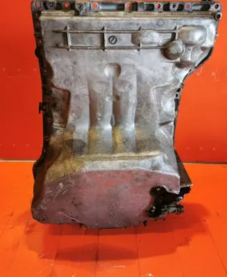Mercedes-Benz C W204 Oil sump A2710141302