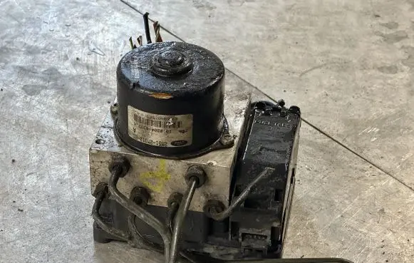 Ford Focus ABS Pump 10092501153