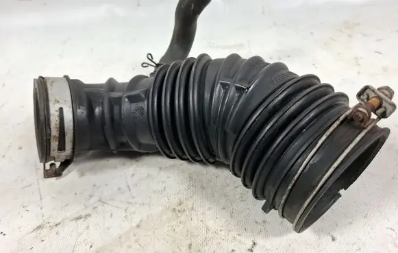 Toyota Corolla Verso AR10 Turbo air intake inlet pipe/hose 178800R010