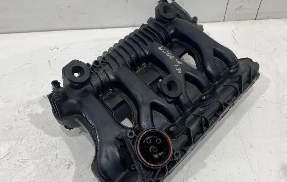 Mercedes-Benz C W204 Intake manifold A2710903037