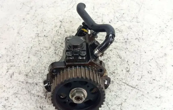 Fiat Doblo Fuel injection high pressure pump 55237688 0445010305 01005523494