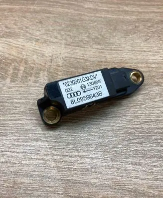 Audi A3 S3 8L Airbag deployment crash/impact sensor 8L0959643B