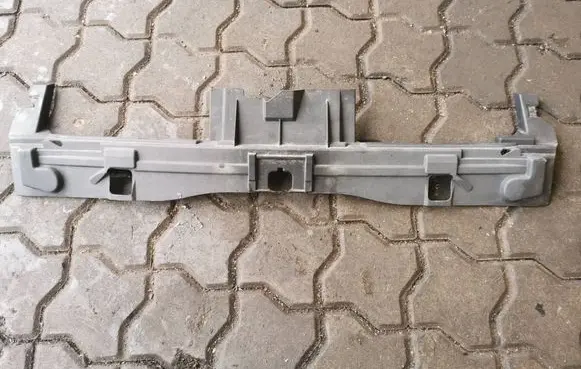 Ford Mondeo MK IV Radiator trim 6M2117K949AB