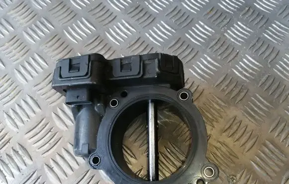 Mercedes-Benz E W212 Throttle valve A6510900470 0280750573
