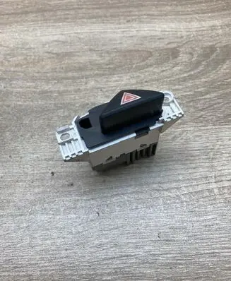 Ford Focus Hazard light switch 98AG13A350AE