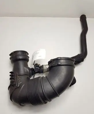 Air intake hose/pipe