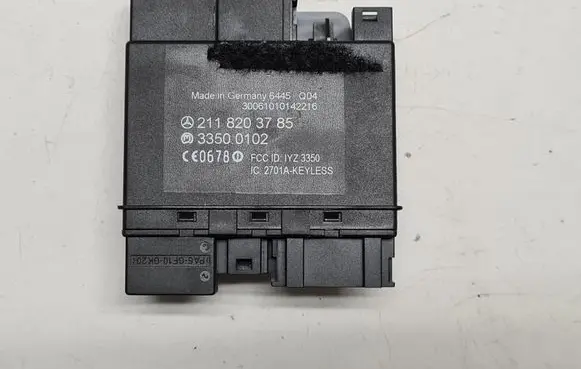 Mercedes-Benz CLS C219 Keyless (KESSY) go control unit/module 2118203785